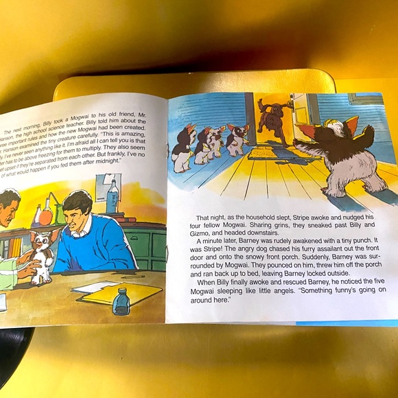 GIZMO AND THE GREMLINS VITGE 80s VINYL RECORD & 16 PAGE BOOK READ ALONG RECORD - Picture 9 of 16